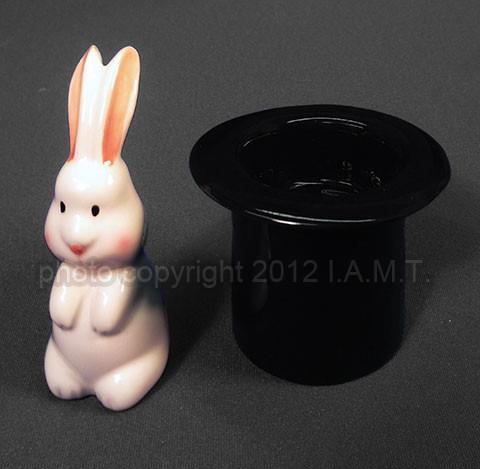 Salt and Pepper Set - Rabbit and Hat